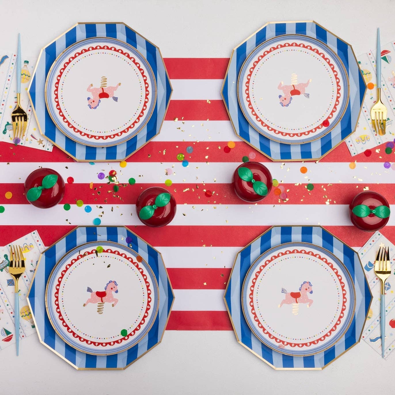 PETITE PLAYGROUND SMALL PLATES