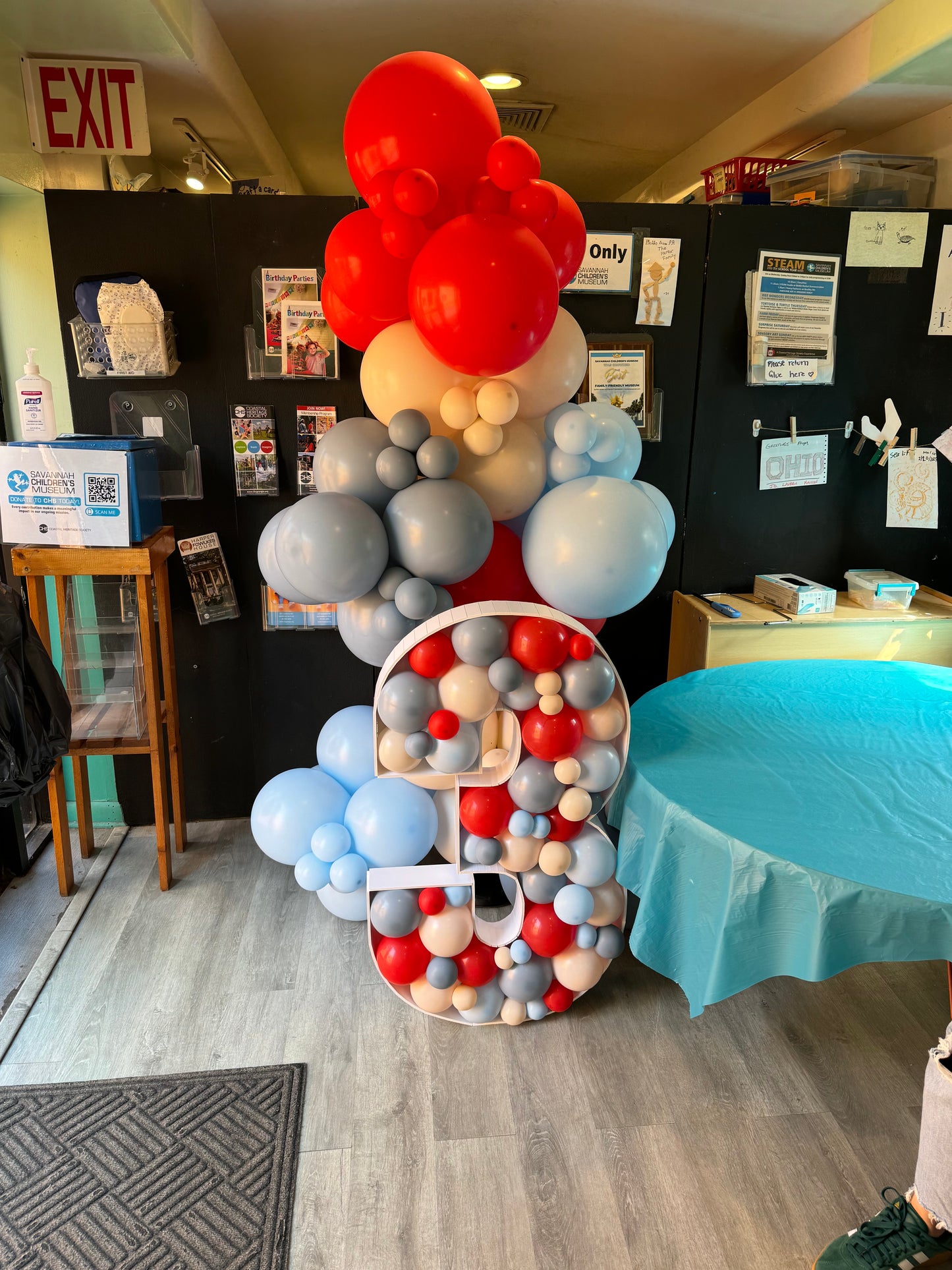 Custom Balloon Mosaic
