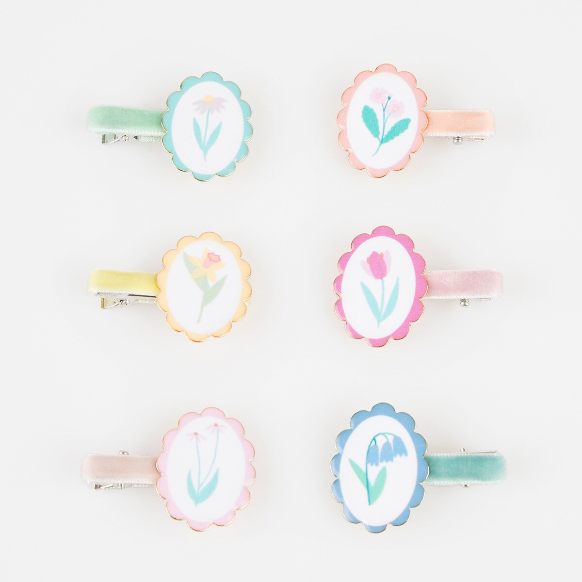 Flower Cameo Hair Clips (x 6)