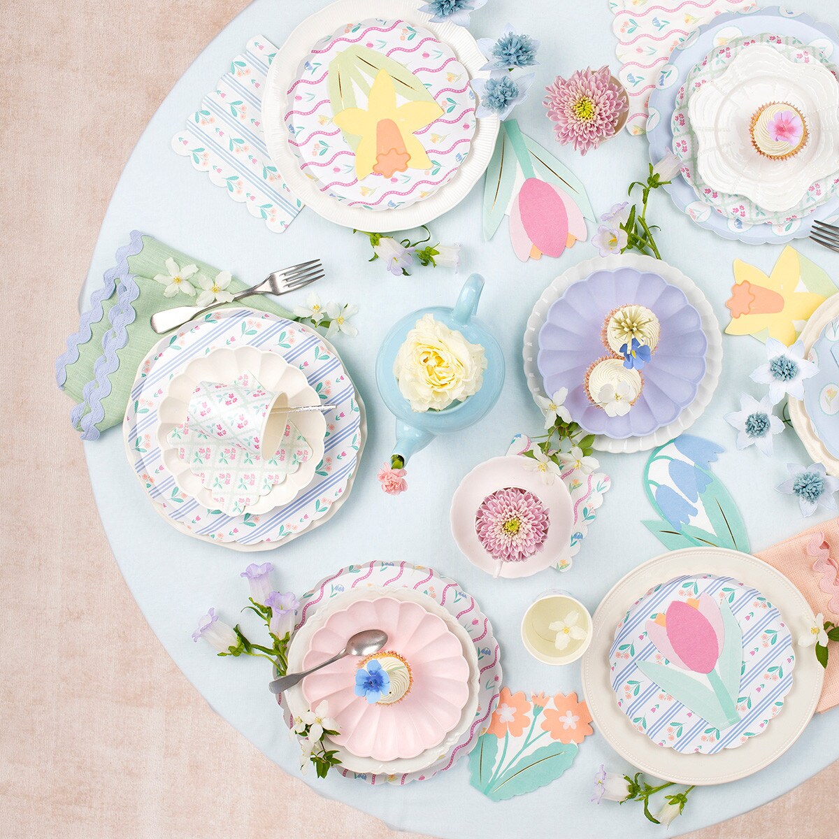 Bloomsbury Floral Pattern Cups (x 8)
