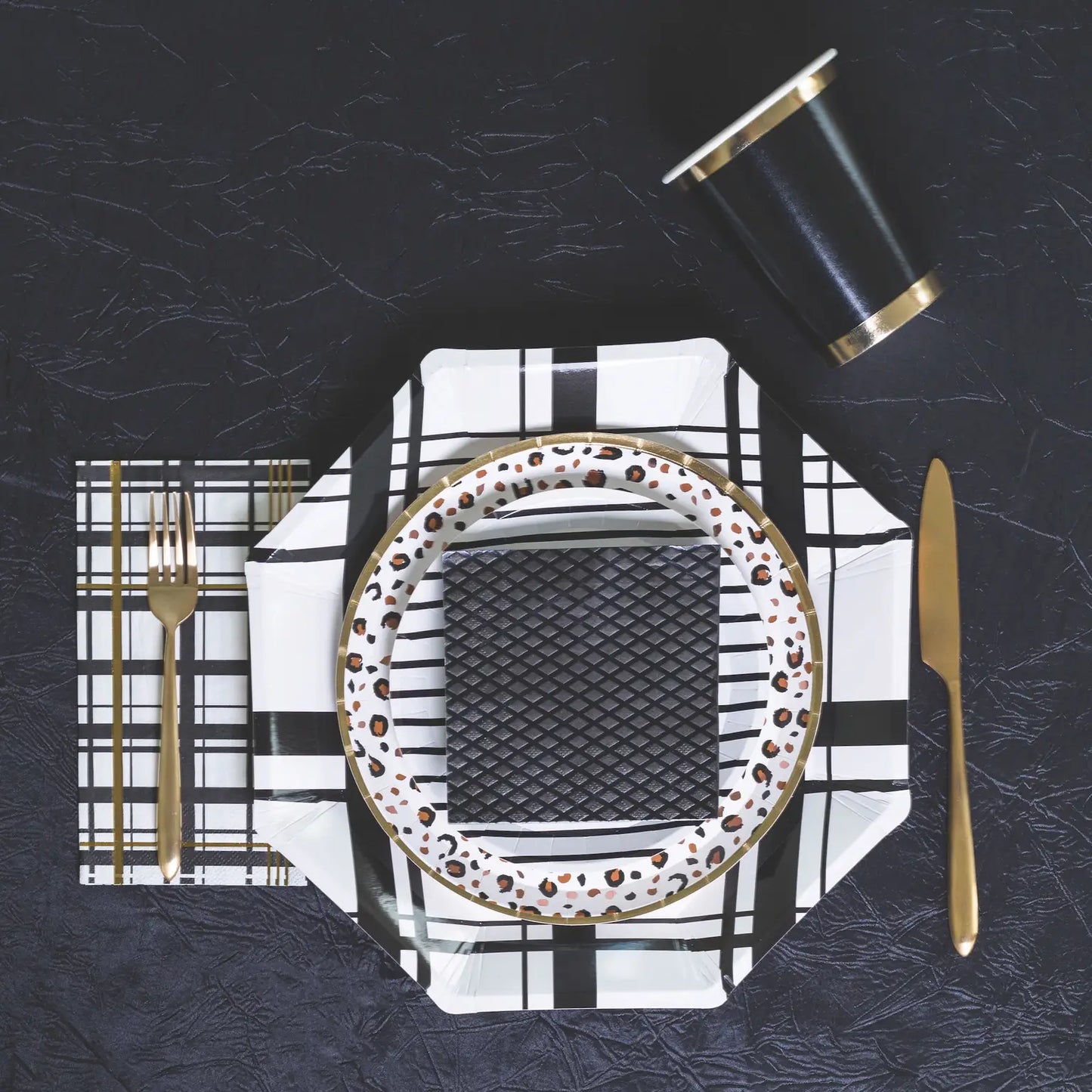 Femme Guest Napkins - 16 Pk.